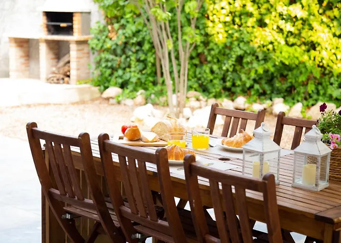 Preciosa Casa Con Jardin \
